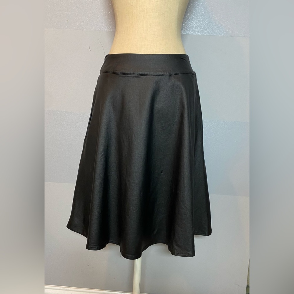 Unique Vintage Vegan Leather Circle Skirt with POCKETS!!!
